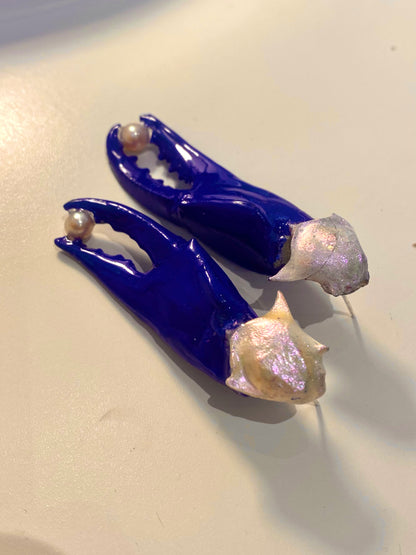 Pearl Clutchers